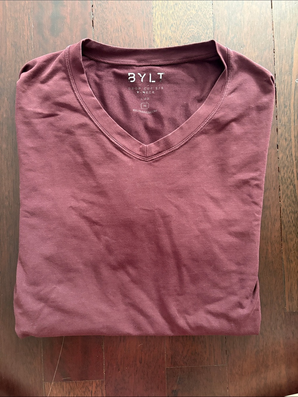 Drop-Cut V-Neck: LUX - Maroon / M